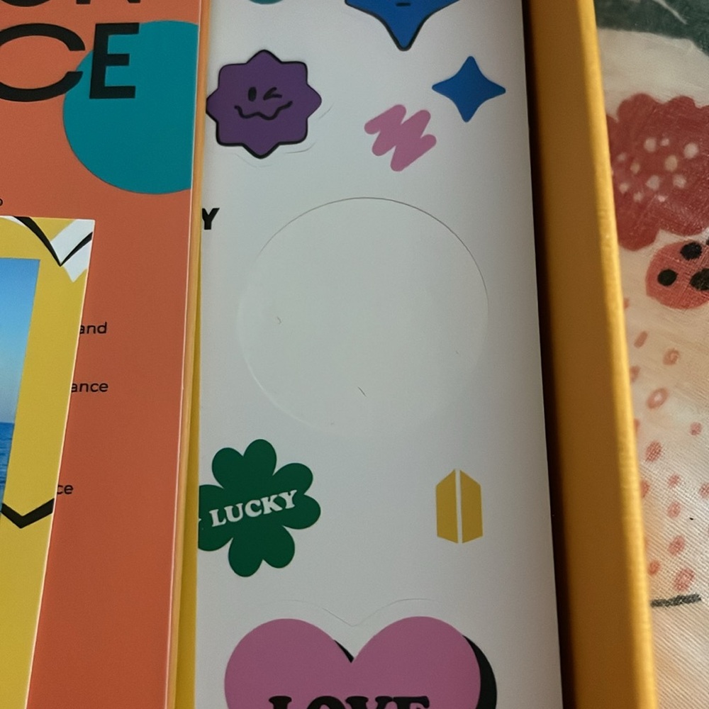 Butter Yellow Box - Picture 3 of 3